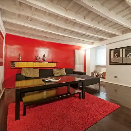 Fiori Flat Apartment *